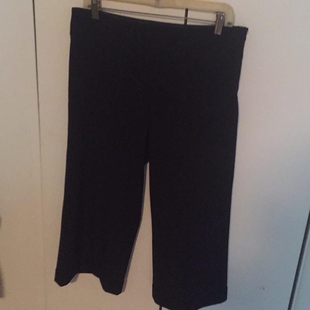 Wide leg capris